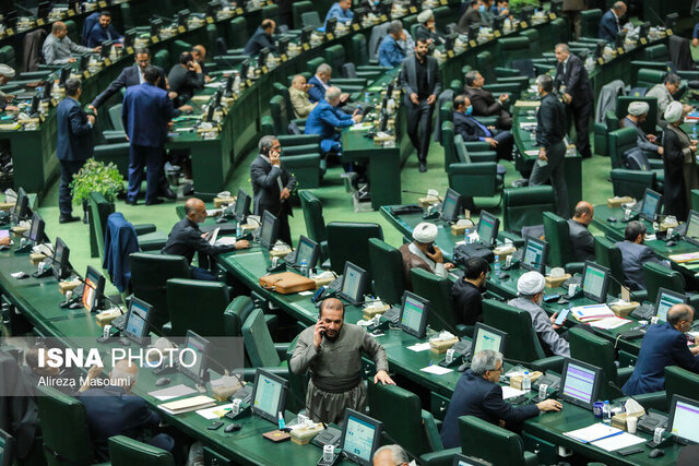 بیانیه نمایندگان مجلس برای تقدیر از اجرای قانون رتبه‌بندی معلمان