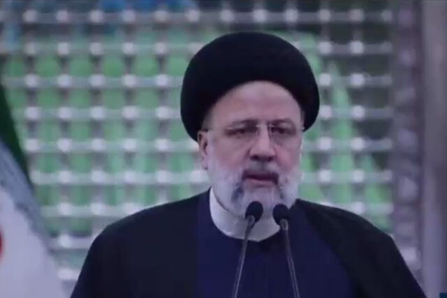 رئیس‌جمهور: امام زنده است، چون میراثش و آموخته‌هایش زنده است