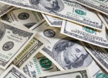 سلیمی: وضعیت منابع ارزی خوب است/ نیازمند مدیریت بازار هستیم