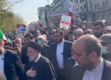 حضور رئیسی در راهپیمایی ۲۲ بهمن