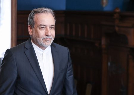 عراقچی سالروز میلاد حضرت مسیح (ع) را تبریک گفت