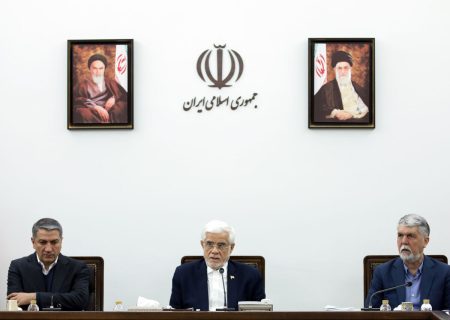 عارف: خشونت و افراط‌گرایی هیچ جایگاهی در اسلام و نظام جمهوری اسلامی ایران ندارد