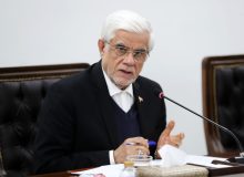 عارف: حق اعتراض را به رسمیت می‌شناسیم