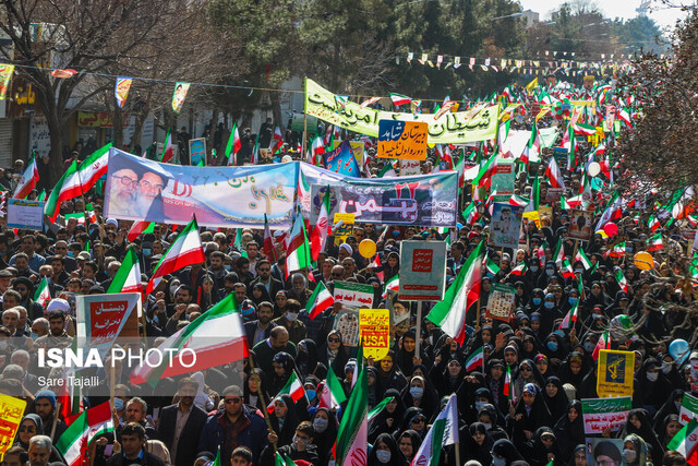 مانور بزرگ اقتدار ایرانیان در۴۵ سالگی انقلاب اسلامی ایران