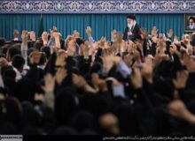 اداره کشور به شیوه اسلامی و ارائه الگو به مردم جهان؛ ۲ آرمان کلی جمهوری اسلامی