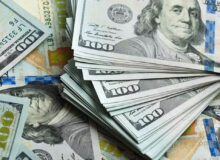 صاحبان سرمایه‌های دلالی برندگان اصلی افزایش قیمت دلار/طبقات متوسط فقط تورم را تحمل می‌کنند!