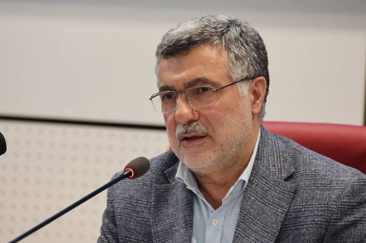 وزیر بهداشت: سالانه ۲ هزار حلزون شنوایی در کشور کاشت می‌شود
