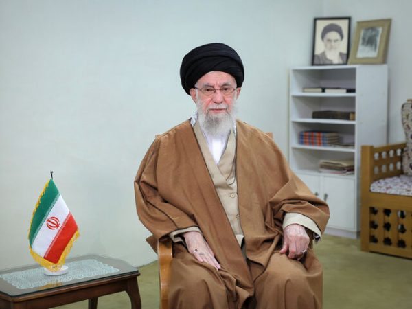 حج تمرین هجرت به زندگی توحیدی است/دولت‌های اسلامی باید در برابر جنایات رژیم صهیونی بایستند