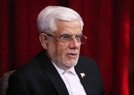 تاکید عارف بر استعدادیابی نخبگان در مناطق محروم/ جنگ اصلی کشور در حوزه علم‌وفناوری است