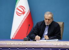 پزشکیان: نمایشگاه کتاب نشانه زنده بودن اندیشه و پویایی فرهنگ است