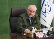 قالیباف: پشت دشمن‌ در جنگ اقتصادی به خاک مالیده می‌شود/ مجلس در کنار دولت است