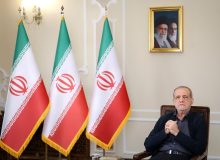 پزشکیان: خدمت بی‌منت و مشارکت مردمی، پایه حل مشکلات کشور است